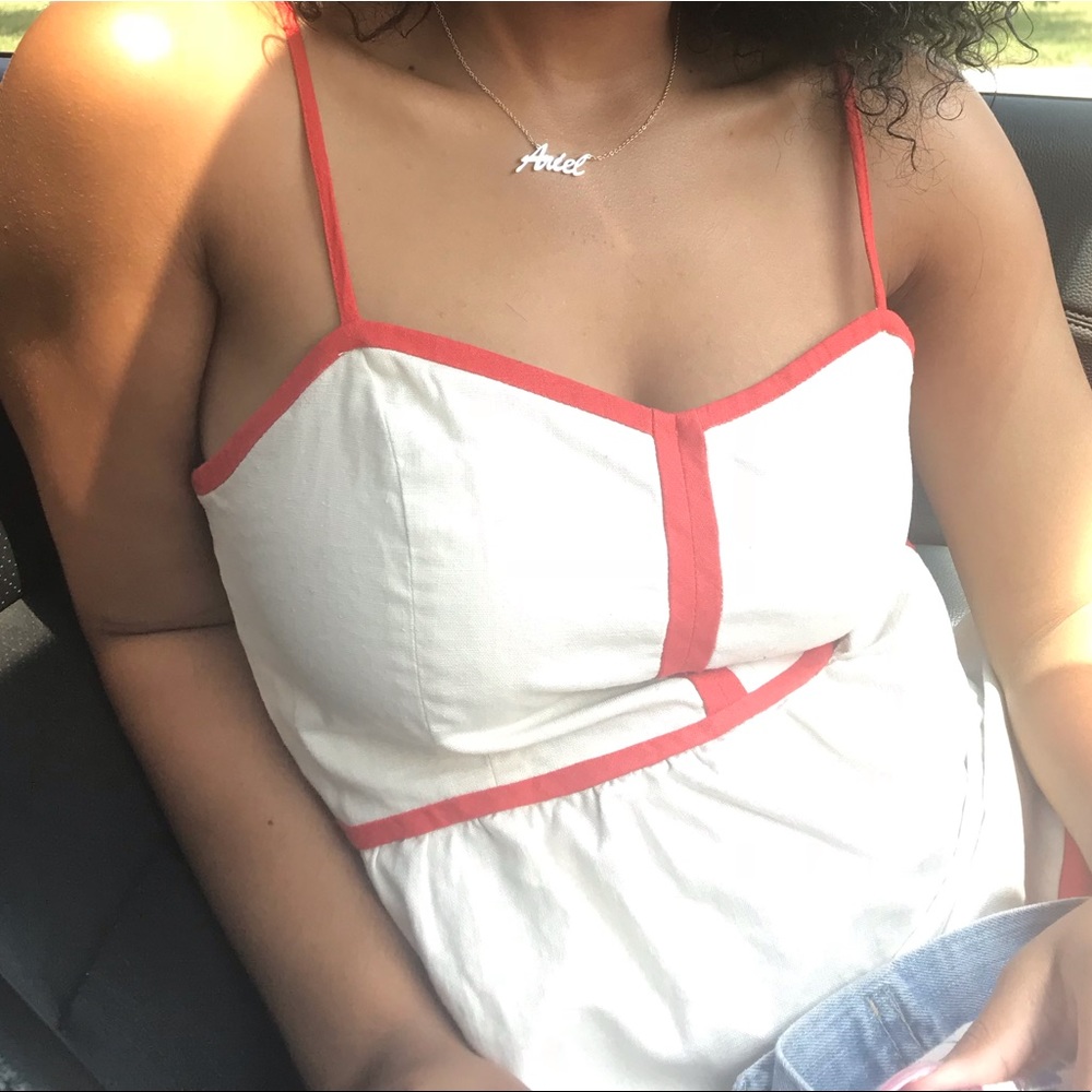 Cute summer dress simple but classy and versatile